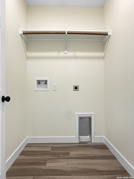 Spacious, unfurnished interior of a new home in , Bandera (Image 9). Spacious, unfurnished interior of a new home in , Bandera (Image 9).