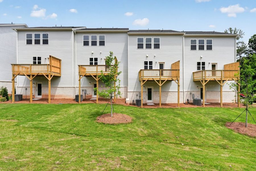 Exterior details and patio area of a home in Somerset at Veterans Memorial, Mableton (Image 19).