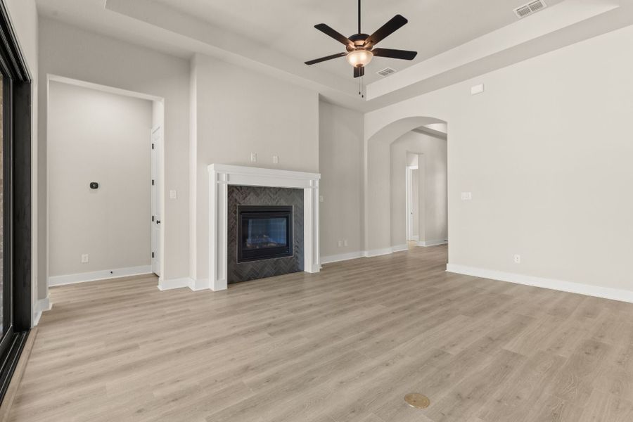 New Home in Marble Falls, TX.  - Slide 17