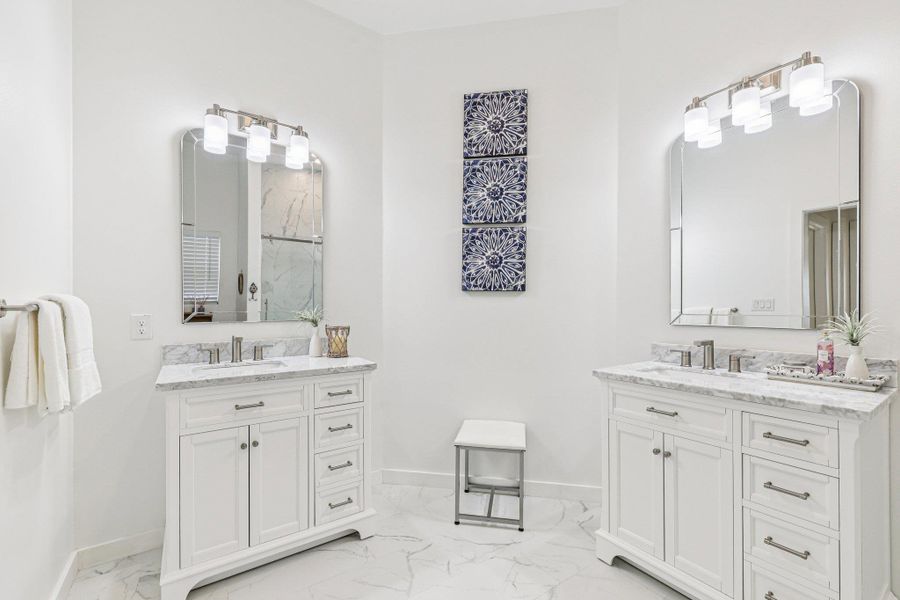Furnished interior view inside a new home in , Wimberley (Image 14).