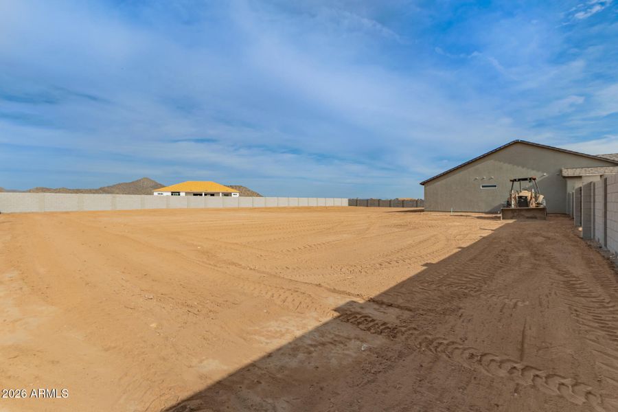 33-Sandstone Mountain