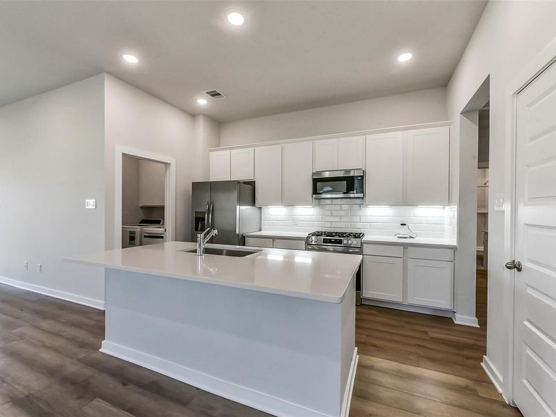 Furnished interior view inside a new home in River Ranch Meadows, Dayton (Image 13).