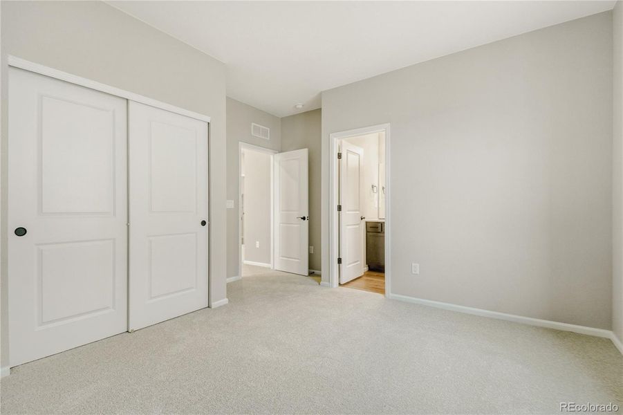 Bedroom 4 (en suite)