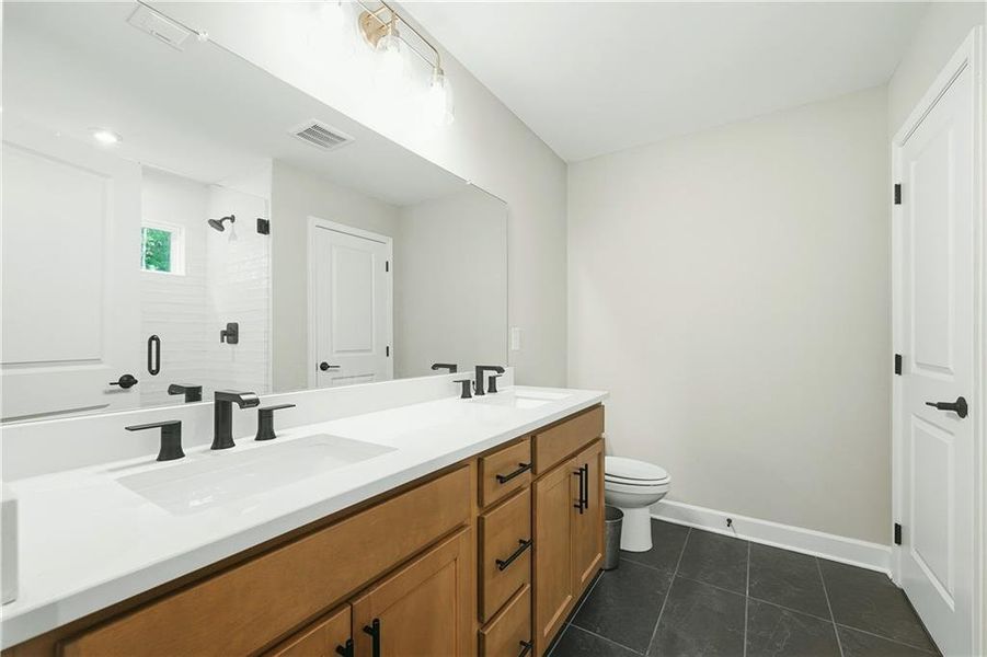 Furnished interior view inside a new home in , Atlanta (Image 37).