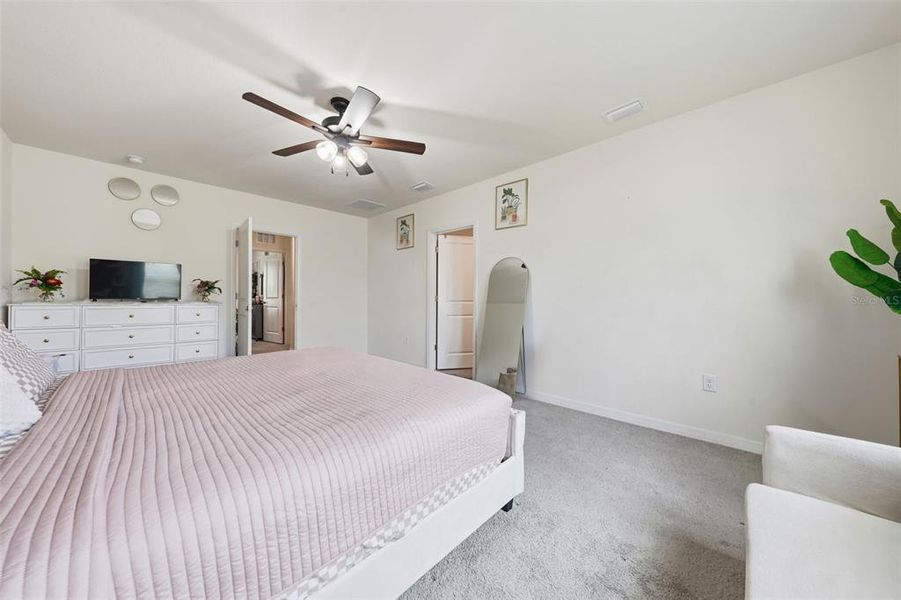 Furnished interior view inside a new home in Lake Diamond, Ocala (Image 15).