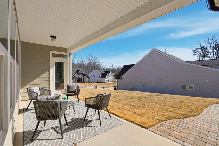 Exterior details and patio area of a home in Rone Creek, Waxhaw (Image 32).