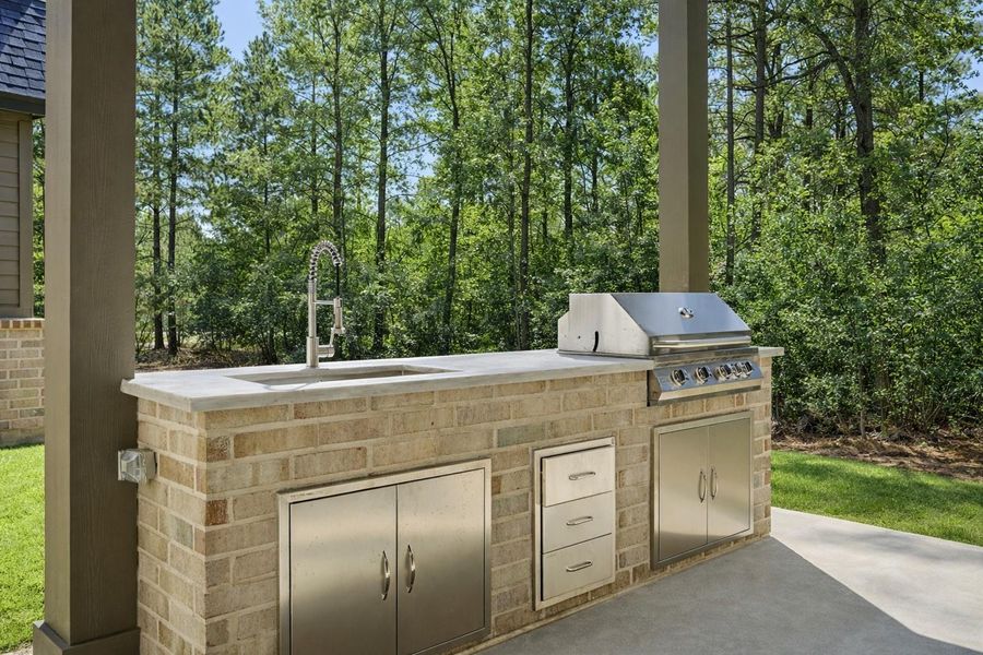 Exterior details and patio area of a home in , Montgomery (Image 31).