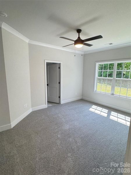 Spacious, unfurnished interior of a new home in Kerns Ridge, Salisbury (Image 15).