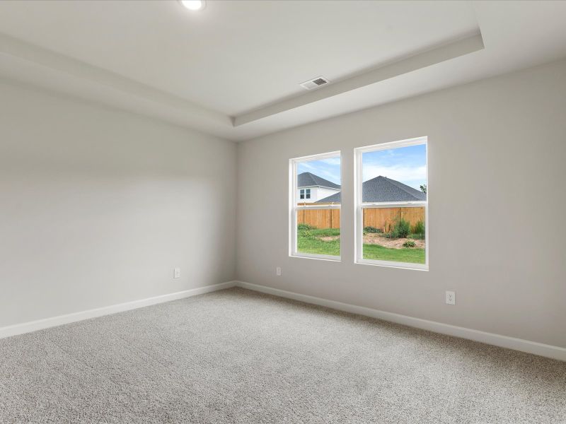 Spacious, unfurnished interior of a new home in Vickery Station, Woodruff (Image 12).