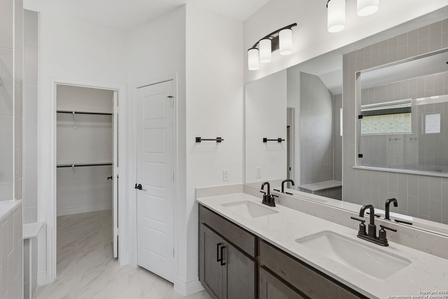 Furnished interior view inside a new home in Davis Ranch, San Antonio (Image 12). Furnished interior view inside a new home in Davis Ranch, San Antonio (Image 12).