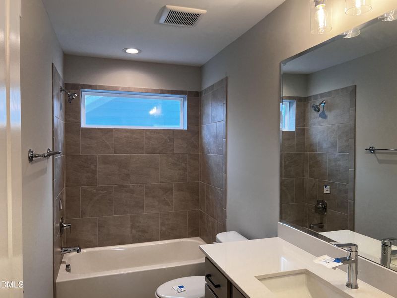 2nd floor guest bathroom