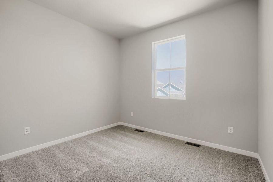5br New Home in Berthoud, CO.  - Slide 22