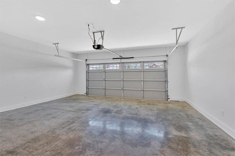 Spacious, unfurnished interior of a new home in , Rome (Image 34). Spacious, unfurnished interior of a new home in , Rome (Image 34).