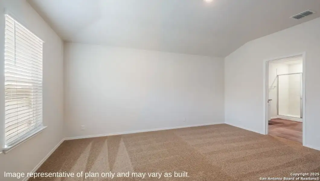 Spacious, unfurnished interior of a new home in Stonehill, San Antonio (Image 12).