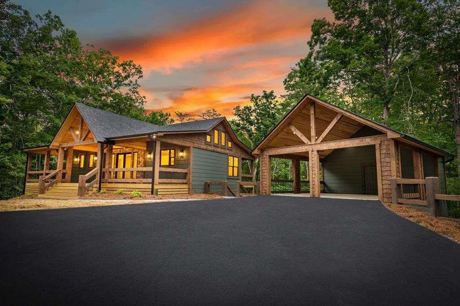 Community amenities in , McCaysville (Image 46).