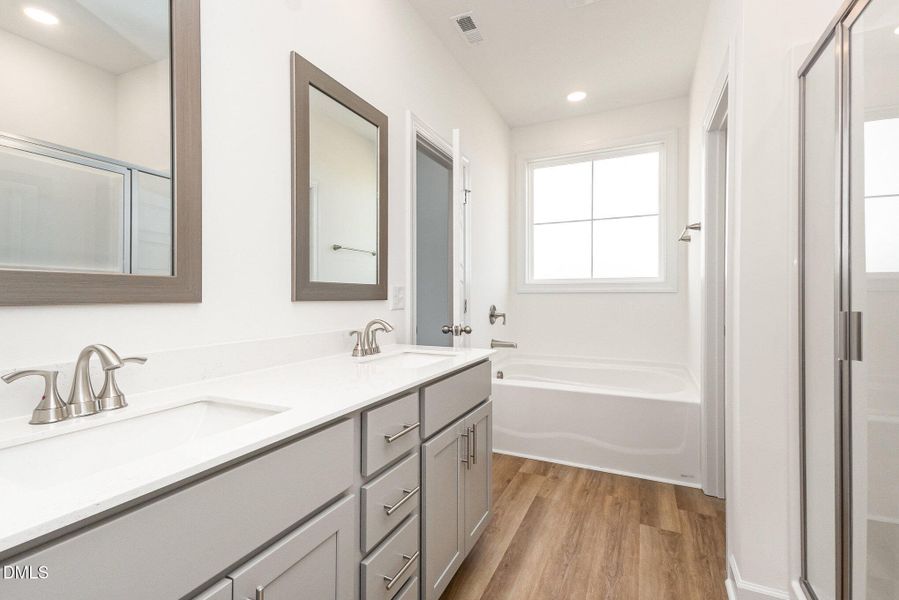 027_kv0a2560-edit_153