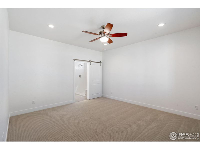 Spacious, unfurnished interior of a new home in Prairie Song, Windsor (Image 36).