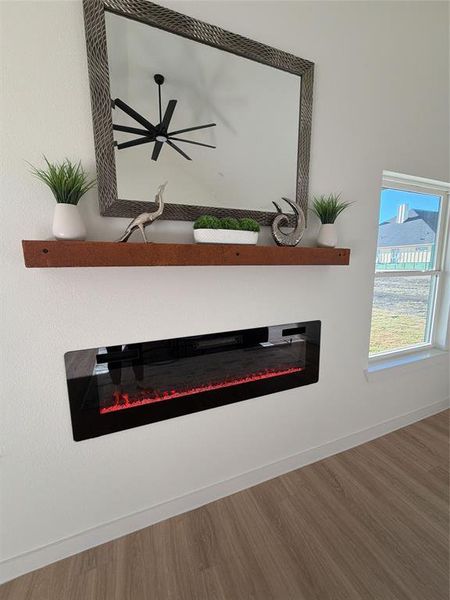 Close-up of interior finishes inside a home in , Waxahachie (Image 22).