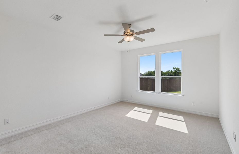 Spacious, unfurnished interior of a new home in Kings Way, Denton (Image 23).