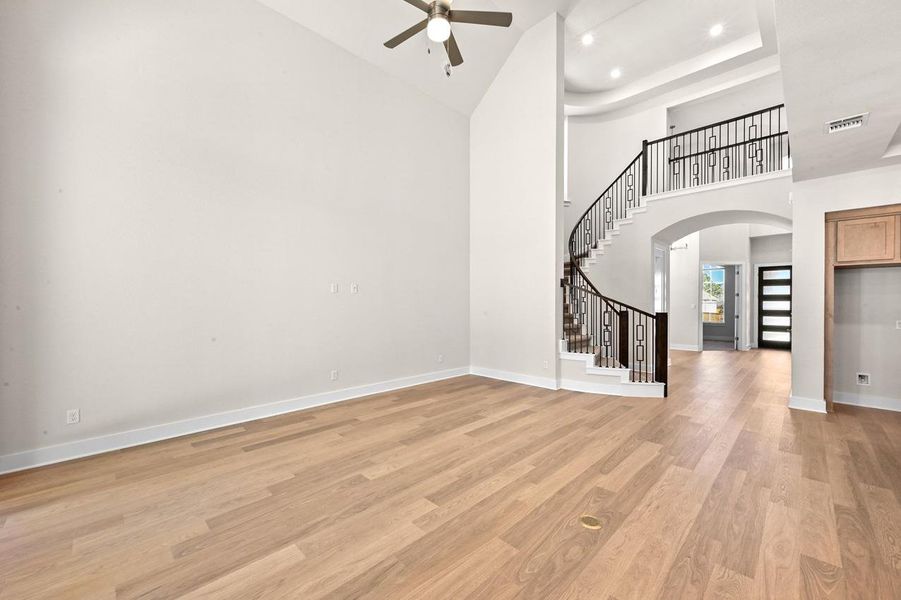 Spacious, unfurnished interior of a new home in 6 Creeks at Waterridge: 70ft. lots, Kyle (Image 16).