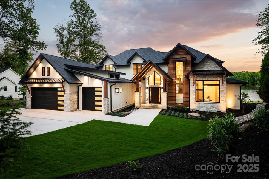 Front exterior of a new home in , Mooresville, NC, highlighting curb appeal (Image 24). Front exterior of a new home in , Mooresville, NC, highlighting curb appeal (Image 24).