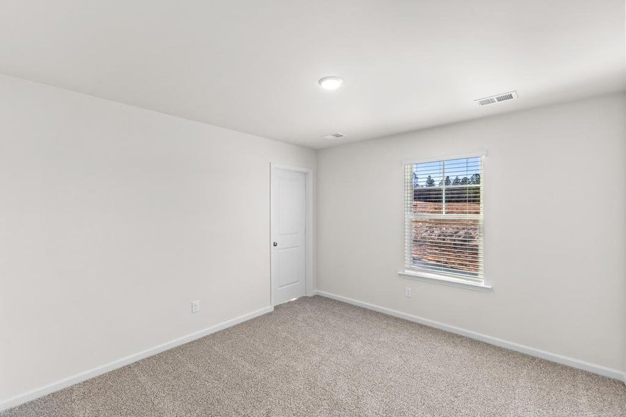 Spacious, unfurnished interior of a new home in The Grove, Florence (Image 31).