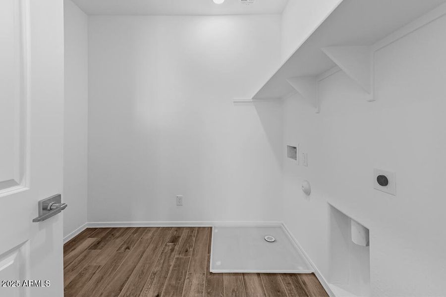 10205 W WELDON Avenue - Ready Now!