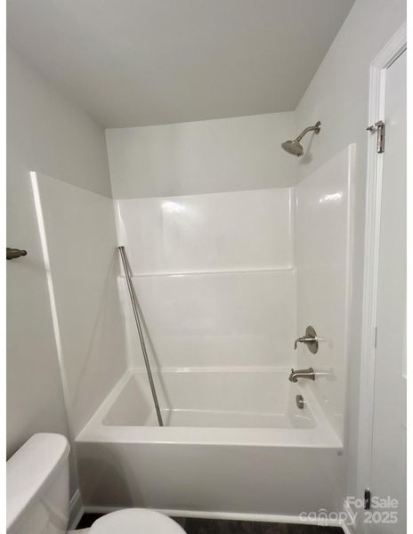 Image 26 of a home in Crystal Village.