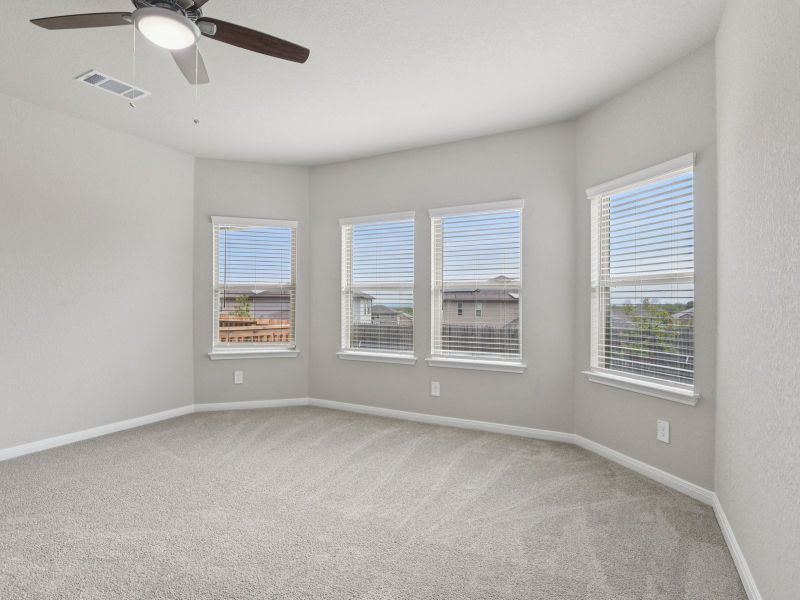 Spacious, unfurnished interior of a new home in Catalina, Converse (Image 25).