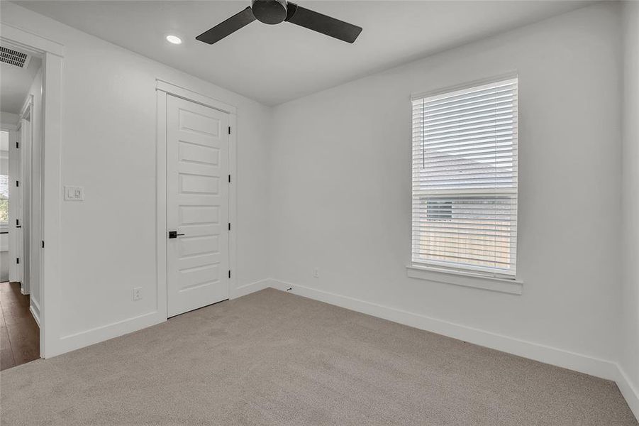 Spacious, unfurnished interior of a new home in Rosenthal Estates, Lorena (Image 14).