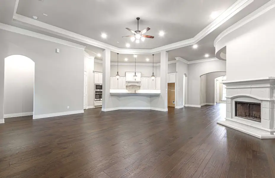 Representative unfurnished interior of a home built from the 3616 by Ravenna Homes in Artavia 70′, Conroe (Image 34).