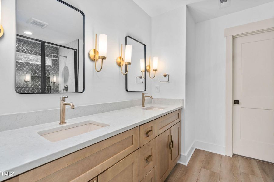 52-web-or-mls-114-crow-dr 52-web-or-mls-114-crow-dr