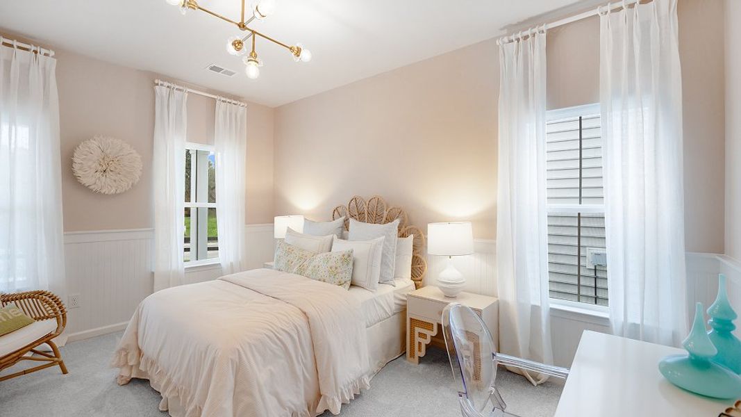 1767 Litchfield II Bed2 2of2 F1 Base3
