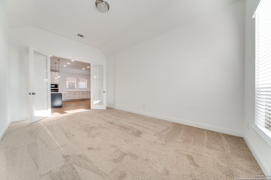 Spacious, unfurnished interior of a new home in , New Braunfels (Image 18).