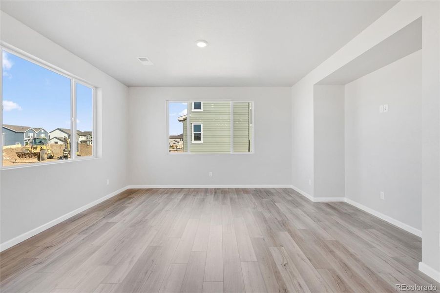 Spacious, unfurnished interior of a new home in Cherry Meadows, Brighton (Image 19).