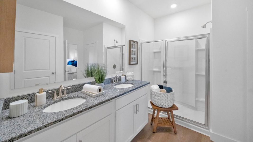 Representative furnished interior of a home built from the Salem by D.R. Horton in Price's Point, Knoxville (Image 35).