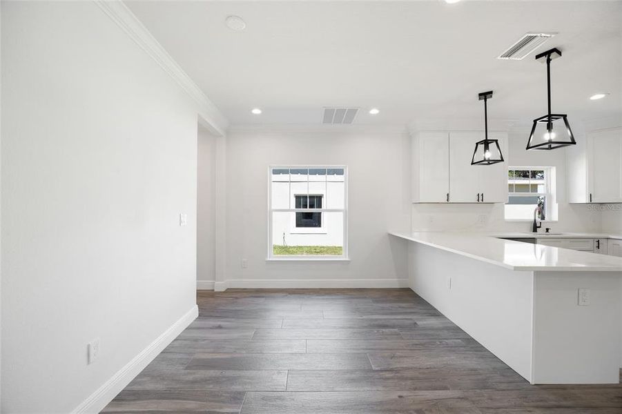 Spacious, unfurnished interior of a new home in , Plant City (Image 21).