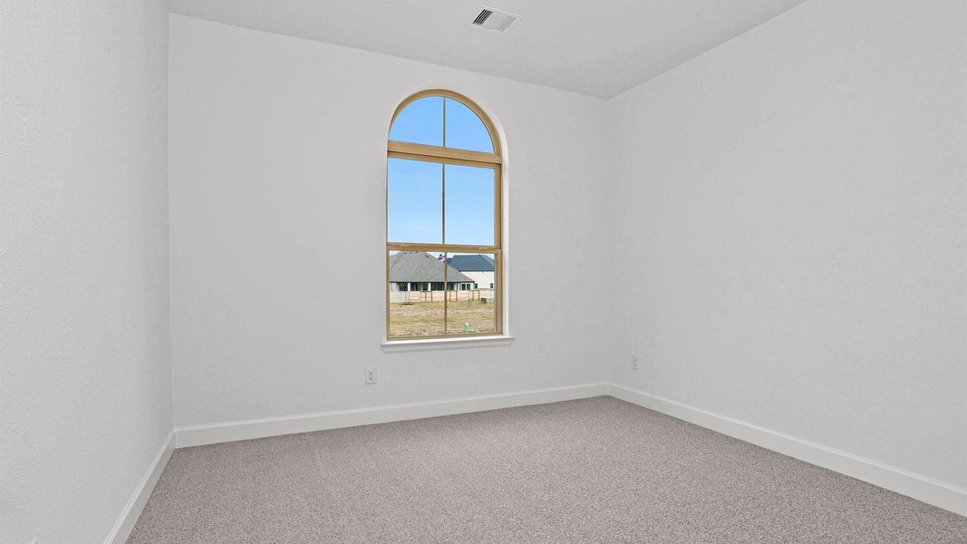 Spacious, unfurnished interior of a new home in Legacy, League City (Image 17).