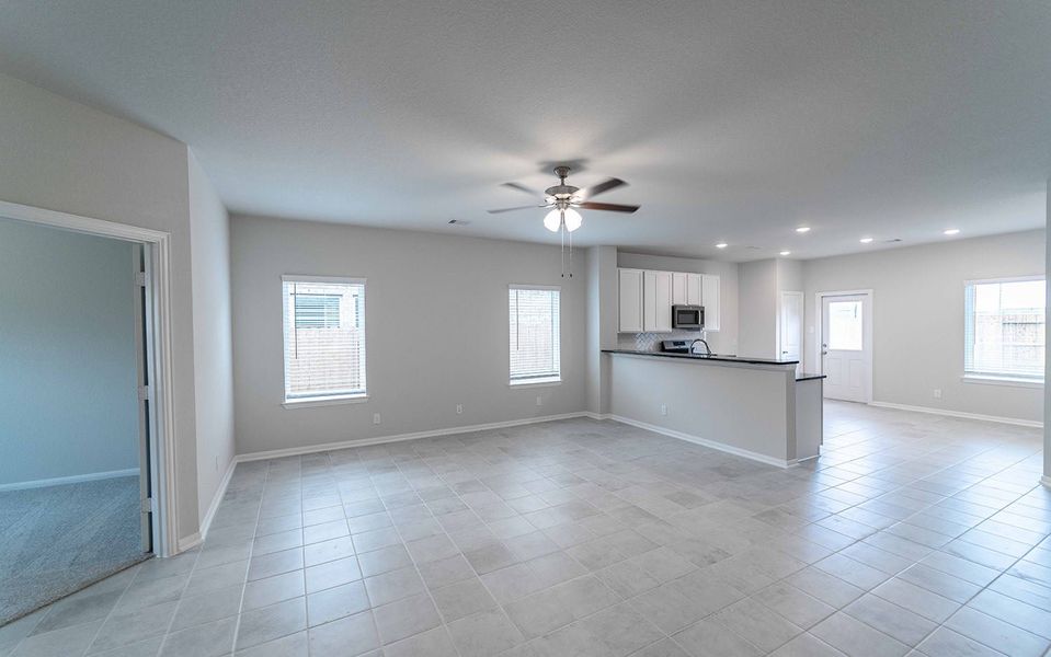 Spacious, unfurnished interior of a new home in Cypress Green, Hockley (Image 19).