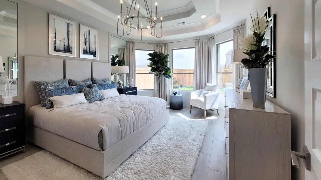 Furnished interior view inside a new home in Candela, Richmond (Image 4).