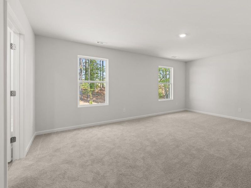 Spacious, unfurnished interior of a new home in Parkside at Carter Grove, Cartersville (Image 21).