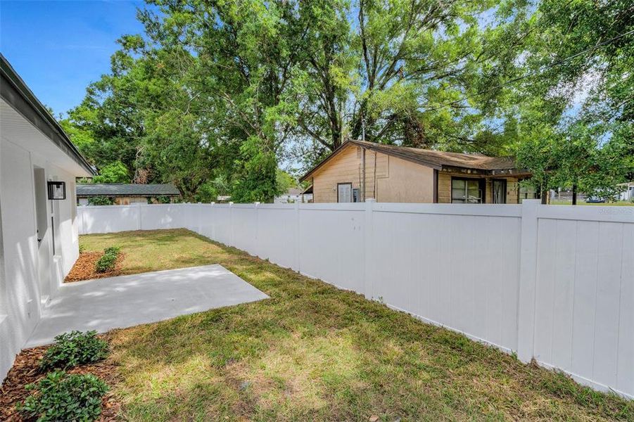 Front exterior of a new home in , Lakeland, FL, highlighting curb appeal (Image 17).