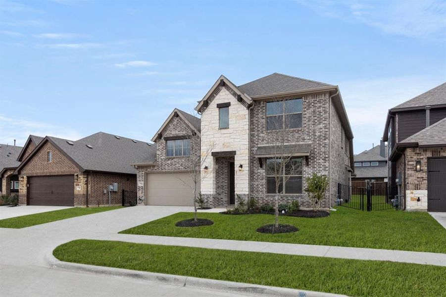 7736 Gatevine- Front-4 7736 Gatevine- Front-4