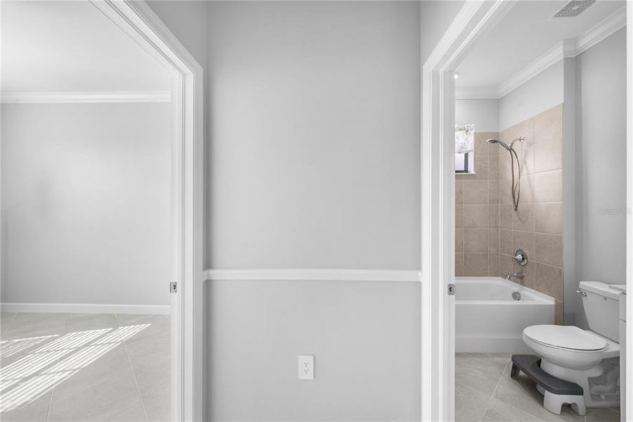 Furnished interior view inside a new home in , Bradenton (Image 12).