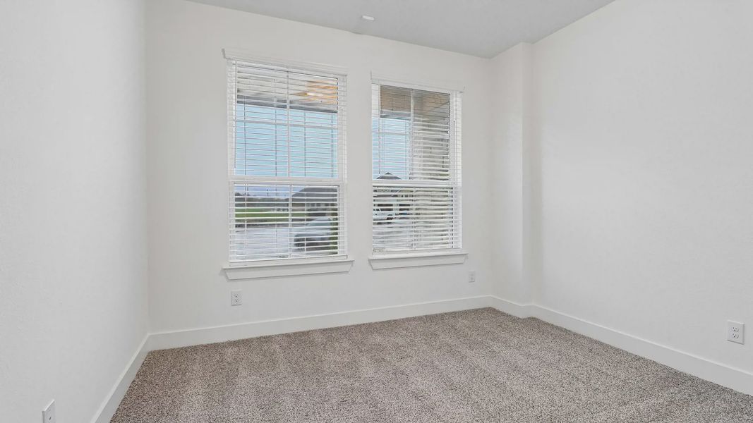 Spacious, unfurnished interior of a new home in Meridiana Townhomes, Manvel (Image 34).