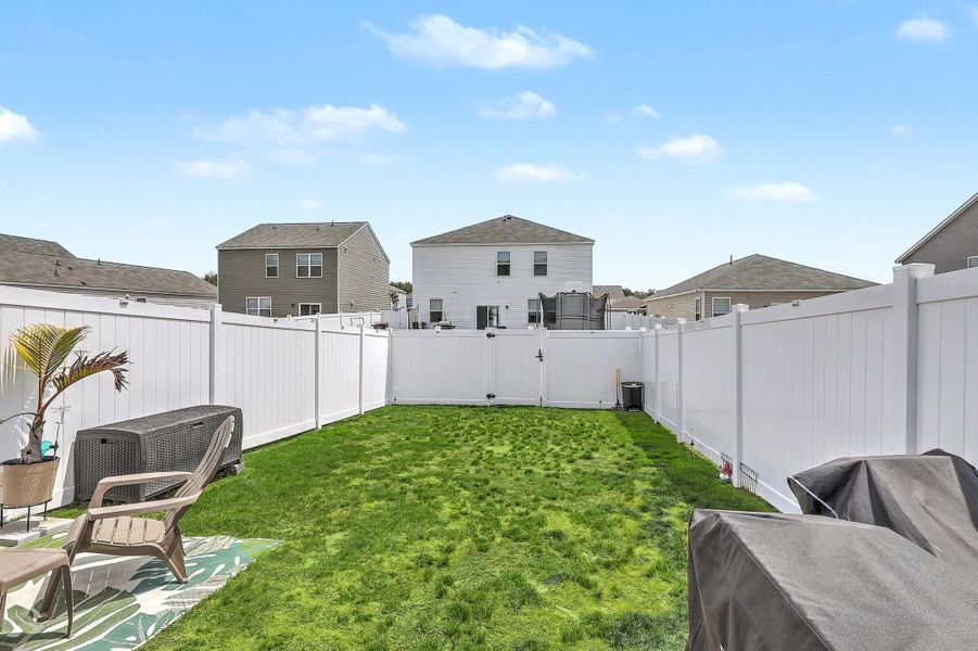Exterior details and patio area of a home in , Moncks Corner (Image 26).