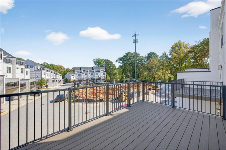 Exterior details and patio area of a home in 1871 Hollywood, Atlanta (Image 2).