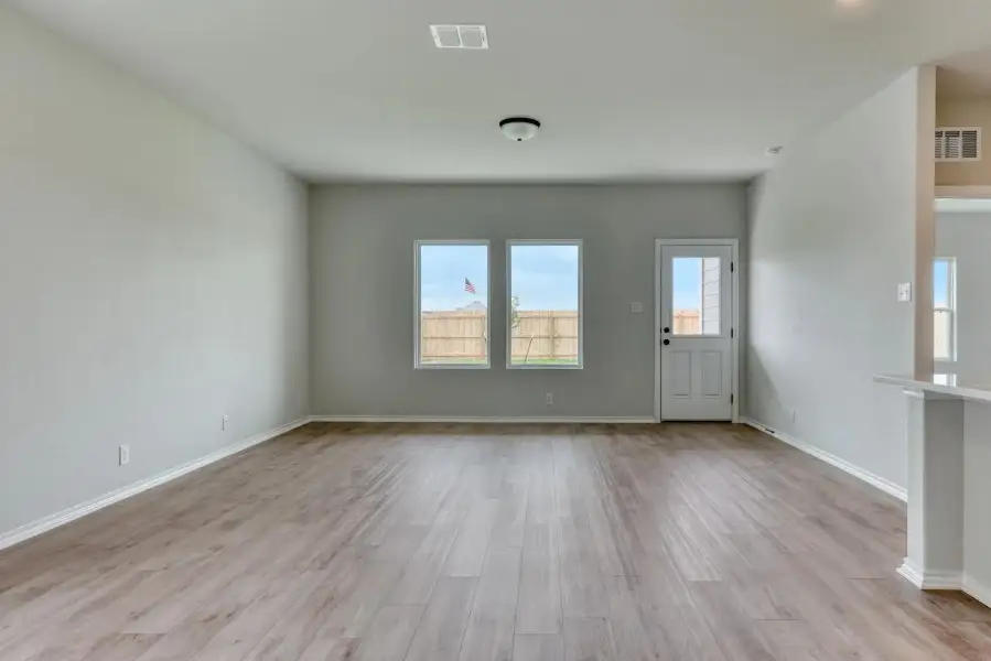 Representative unfurnished interior of a home built from the Hadley by Ashton Woods in Saddlebrook Ranch, Schertz (Image 10).
