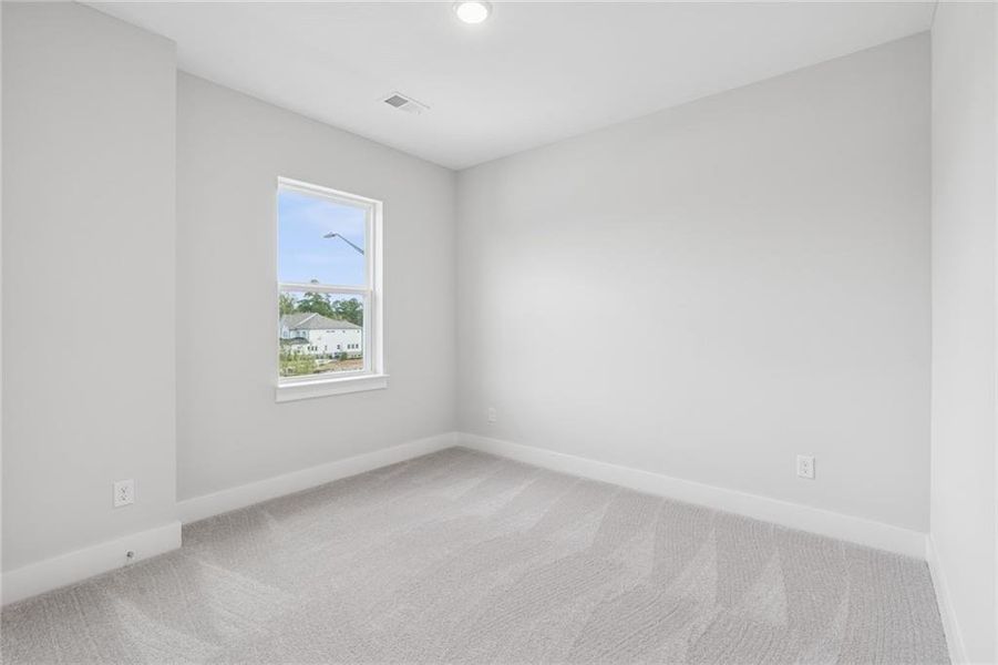 Spacious, unfurnished interior of a new home in Havencroft, Woodstock (Image 13).