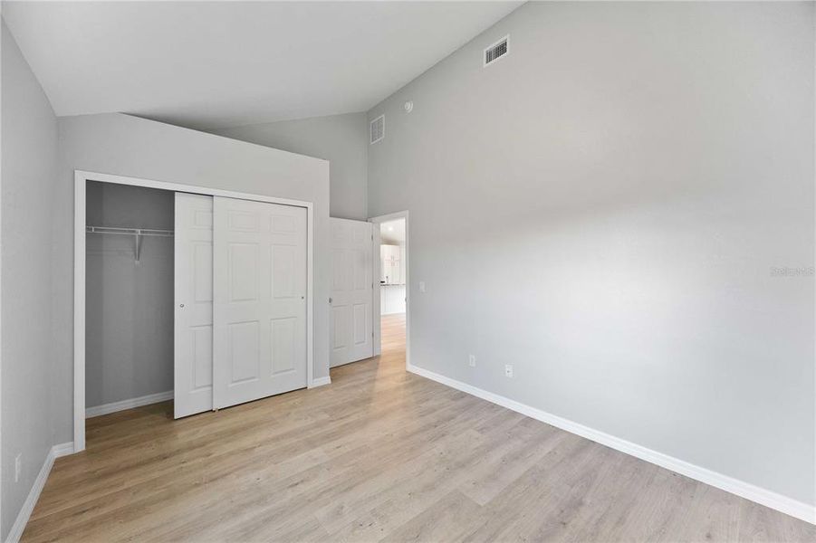 Spacious, unfurnished interior of a new home in , North Port (Image 30).